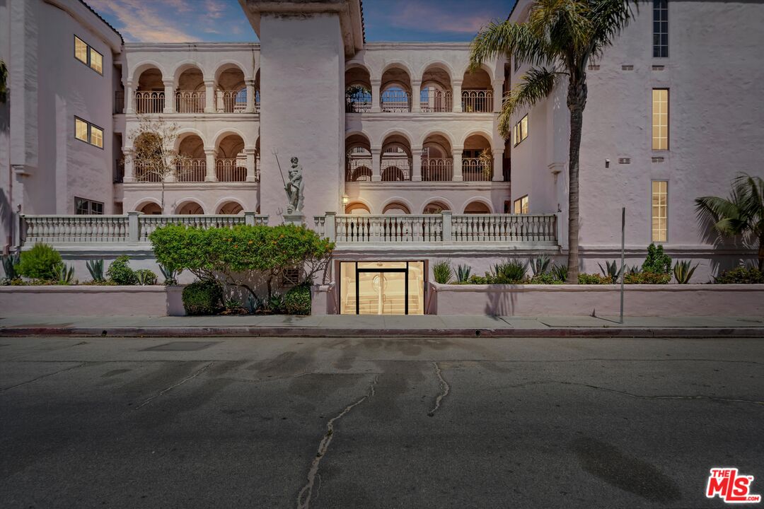 6220 Pacific Avenue, Unit 101 Playa del Rey, CA 90293 - Photo 31 of 38