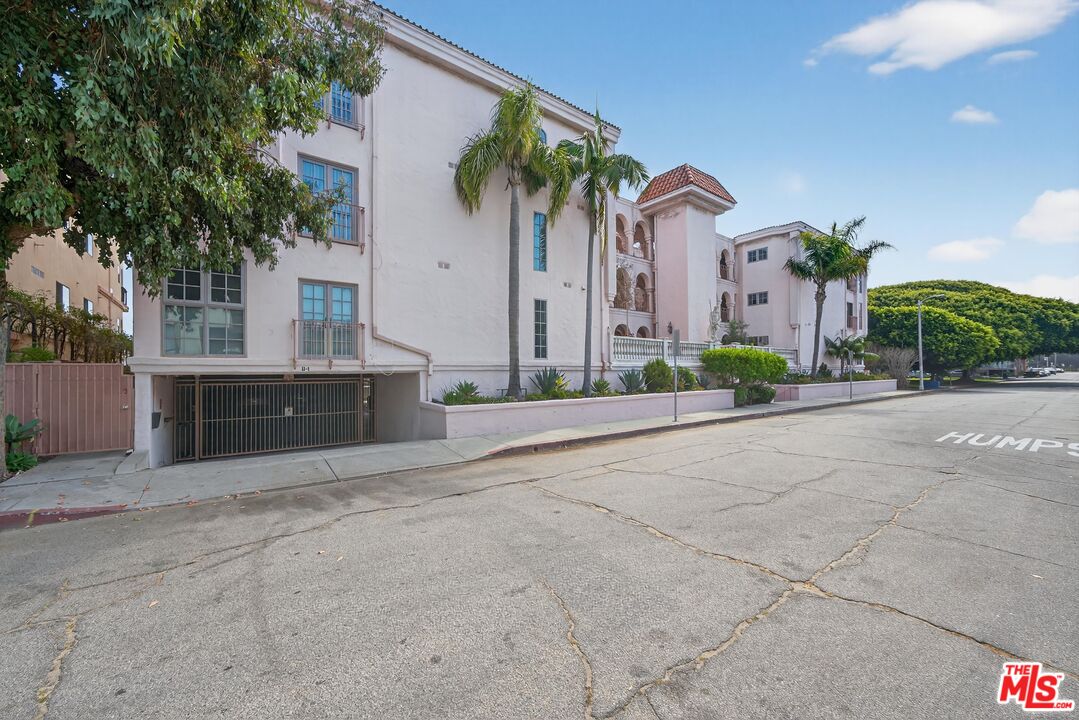 6220 Pacific Avenue, Unit 101 Playa del Rey, CA 90293 - Photo 33 of 38