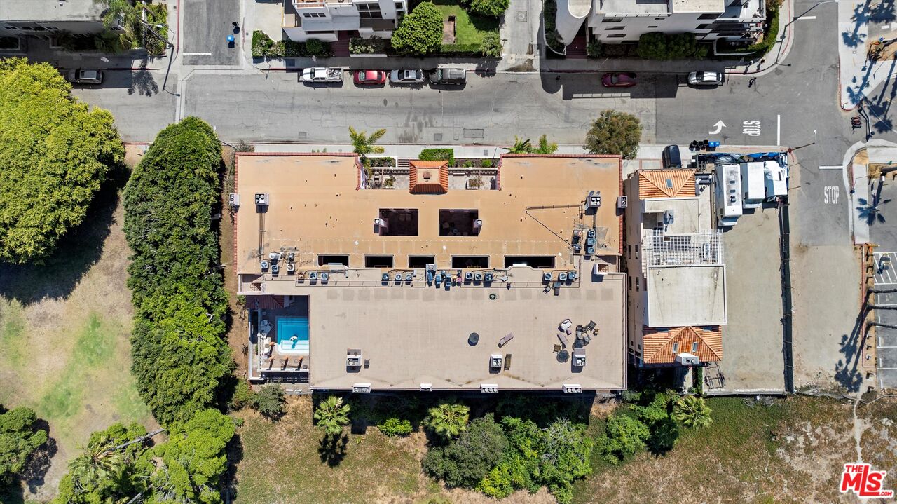 6220 Pacific Avenue, Unit 101 Playa del Rey, CA 90293 - Photo 35 of 38