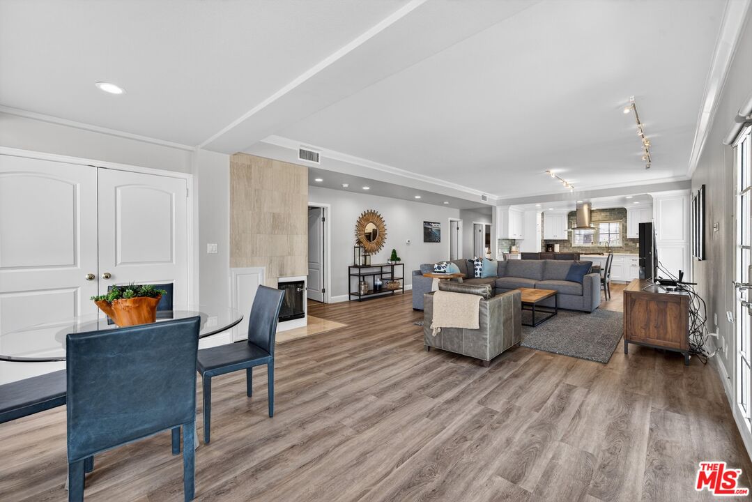 6220 Pacific Avenue, Unit 101 Playa del Rey, CA 90293 - Photo 6 of 38