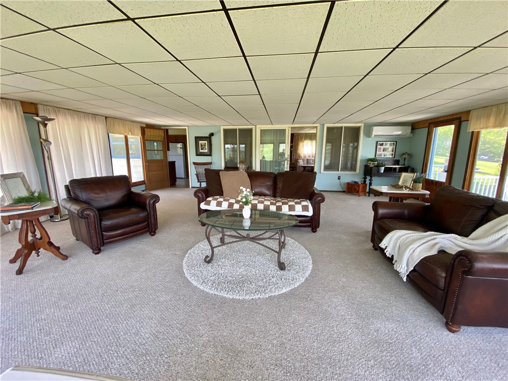 246 Lee Road Reading, NY 14891 - Photo 16 of 41 Great Room
