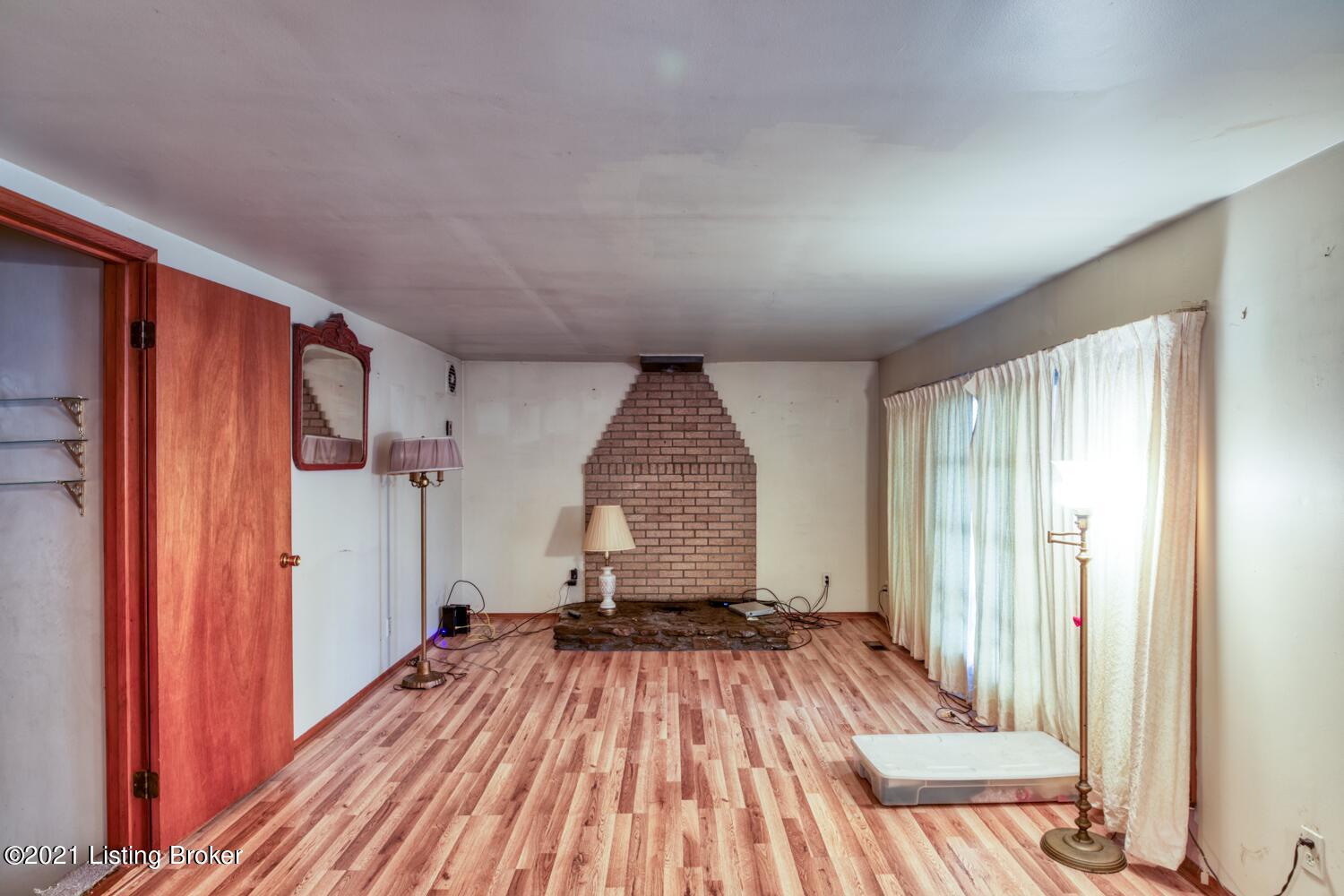9005 Blue Lick Road Louisville, KY 40219 - Photo 4 of 29 GSP-9005_Blue_Lick_Rd-6