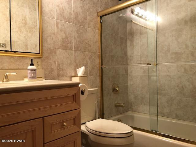100 Surrey Drive Hawley, PA 18428 - Photo 19 of 31