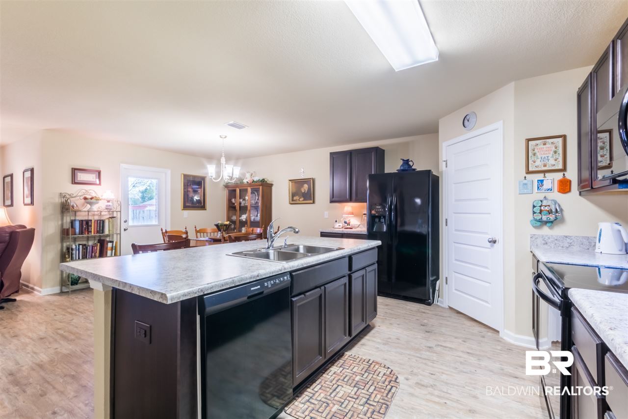 1599 Abbey Loop Foley, AL 36535 - Photo 4 of 26