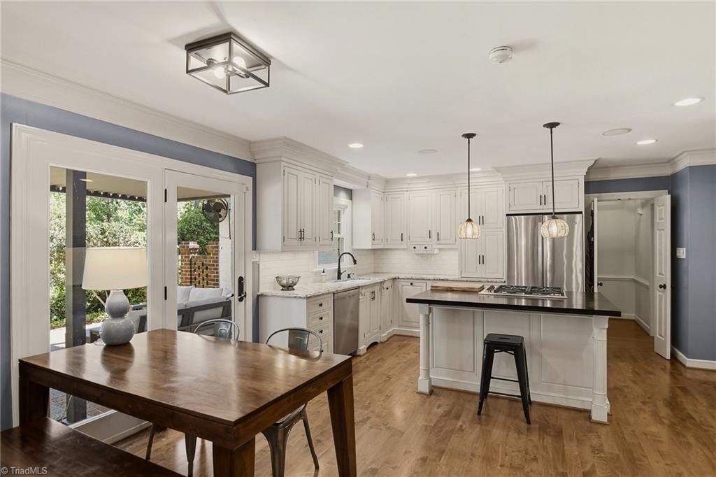 3105 St Regis Road Greensboro, NC 27408 - Photo 7 of 38