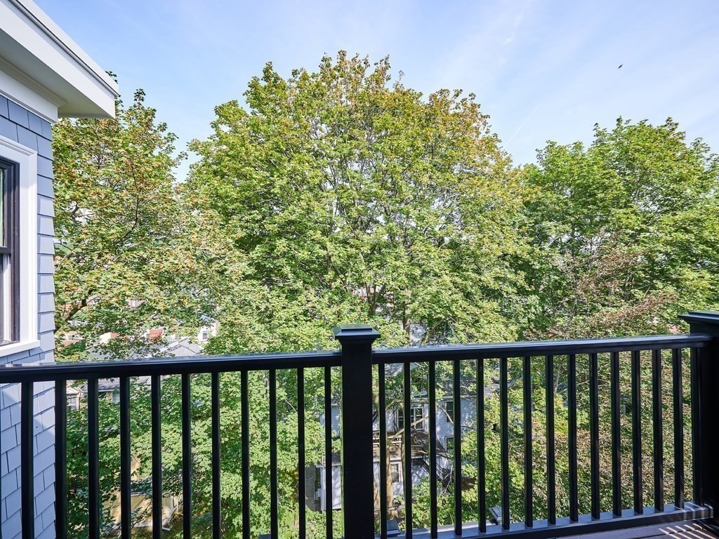 58-60 University Road, Unit 58 Brookline, MA 02446 - Photo 20 of 29 Gallery Image 20