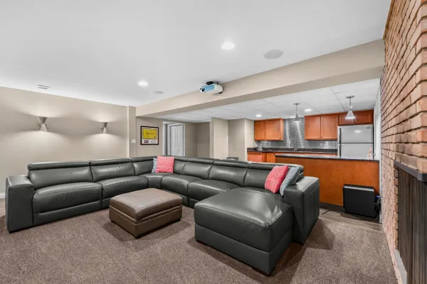 $1,180,000 | 7201 Bingham Road, Bloomfield Hills, MI 48301