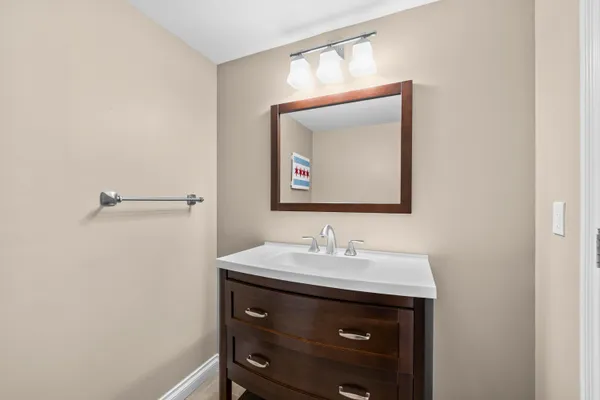 $1,180,000 | 7201 Bingham Road, Bloomfield Hills, MI 48301