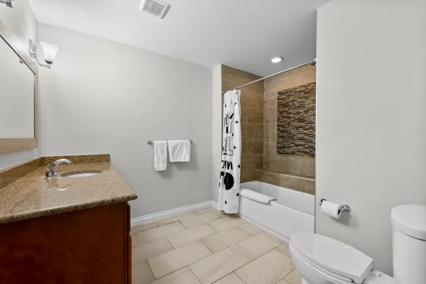 $1,180,000 | 7201 Bingham Road, Bloomfield Hills, MI 48301