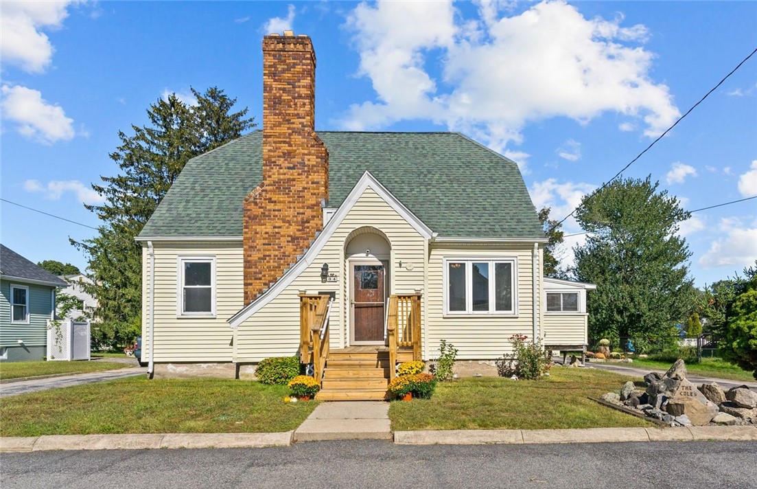 34 Wharf Road Warwick, RI 02889 - Photo 1 of 21 Gallery Image 1