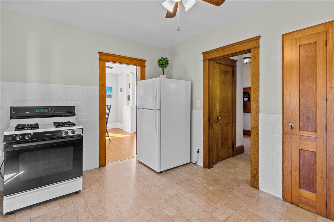 34 Wharf Road Warwick, RI 02889 - Photo 6 of 21 Gallery Image 6
