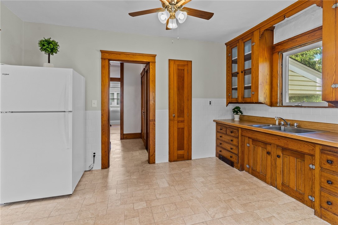 34 Wharf Road Warwick, RI 02889 - Photo 7 of 21 Gallery Image 7