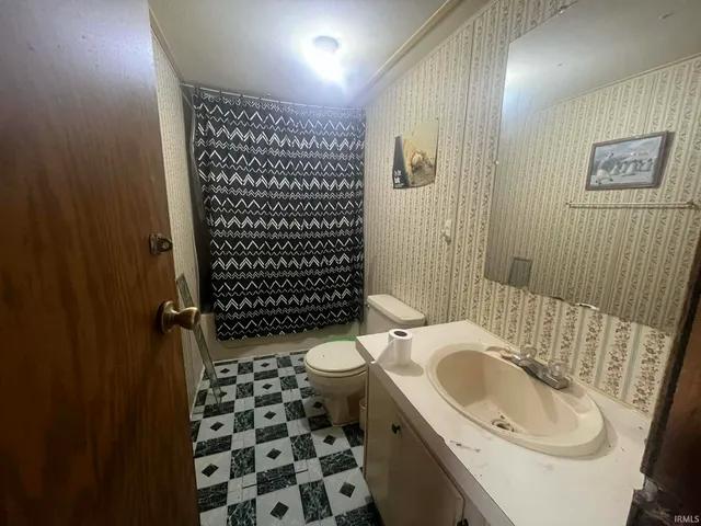 $129,999 | 1209 West Walnut Street, Brownstown, IN 47220