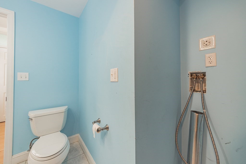 16 Austin Road Billerica, MA 01821 - Photo 11 of 29