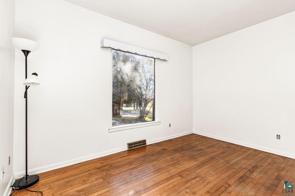 129 3rd Avenue Two Harbors, MN 55616 - Photo 21 of 44