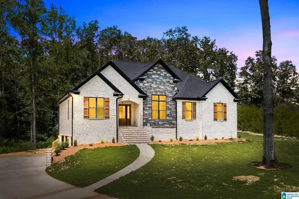 $549,000 | 40 Highland View Drive, Riverside, AL 35135