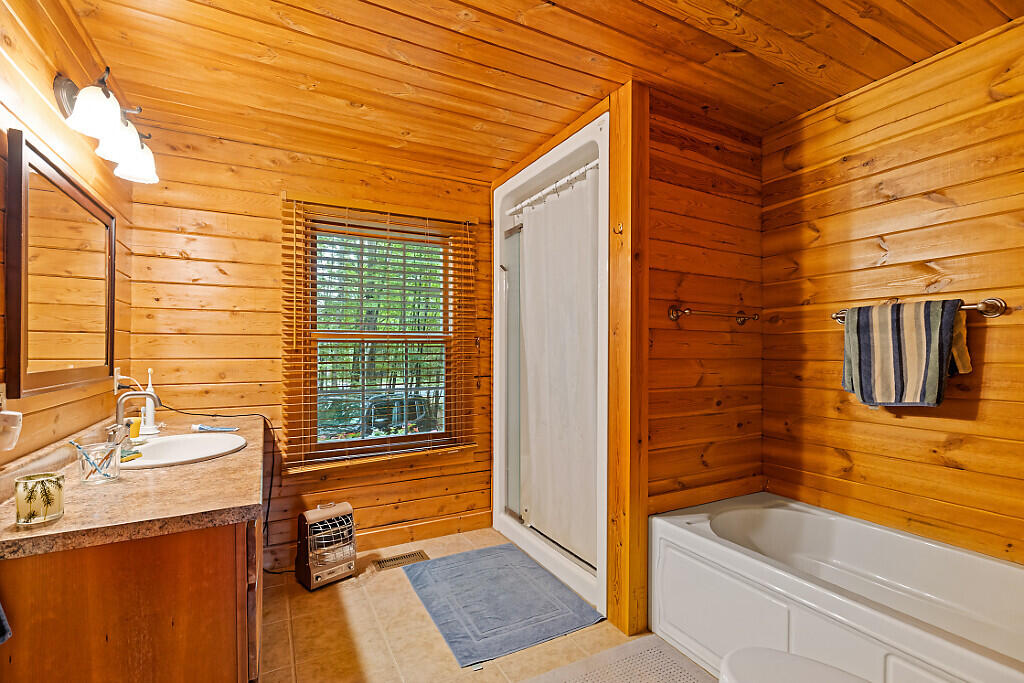 64 Parsons Road Norway, ME 04268 - Photo 24 of 64 01_BP5A8825_DxO_mls