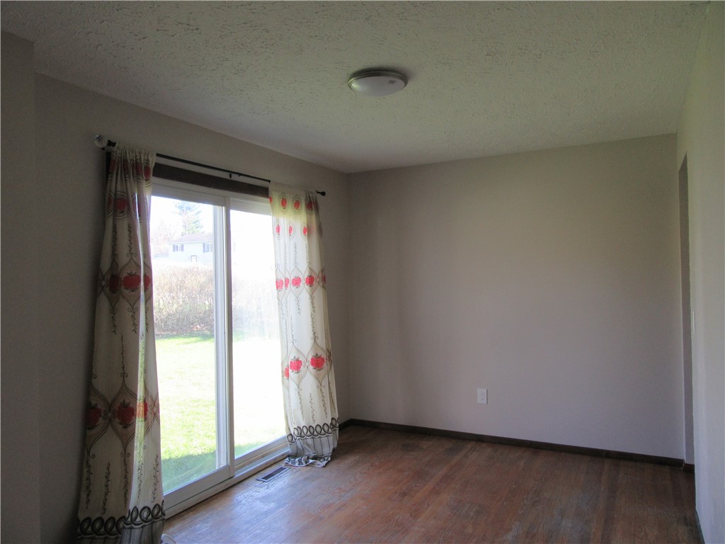212 Vollmer Parkway Henrietta, NY 14623 - Photo 11 of 21