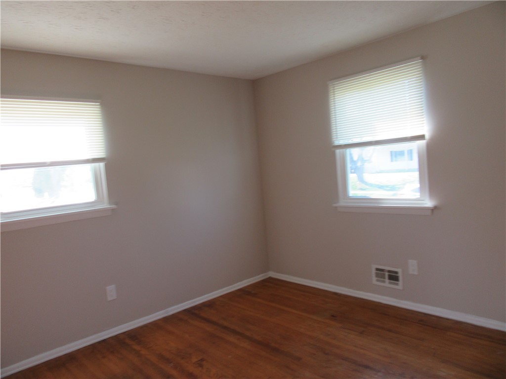 212 Vollmer Parkway Henrietta, NY 14623 - Photo 7 of 21