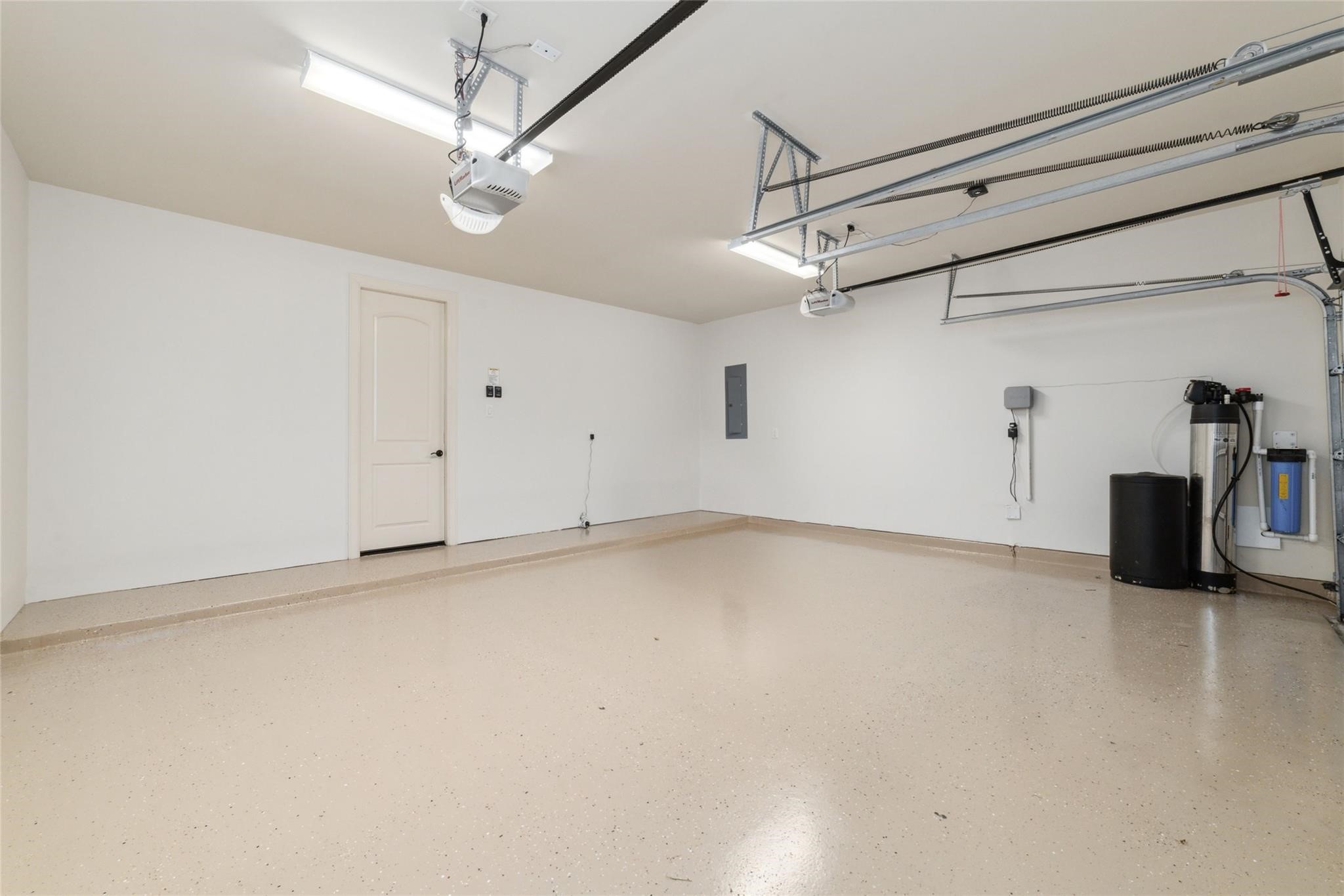 19022 Santa Elena Canyon Court Spring, TX 77388 - Photo 34 of 38 a view of a livingroom with a ceiling fan
