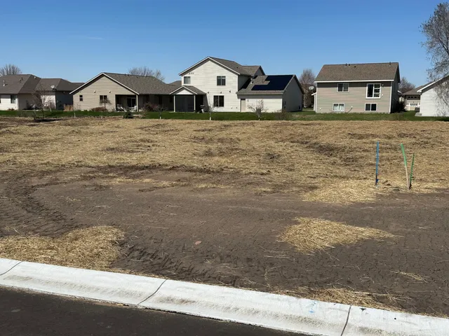 $79,900 | 6825 Haven Court, St. Cloud, MN 56303