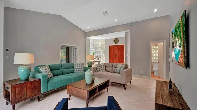 $6,000 | Undisclosed Address, Fort Lauderdale, FL 33312