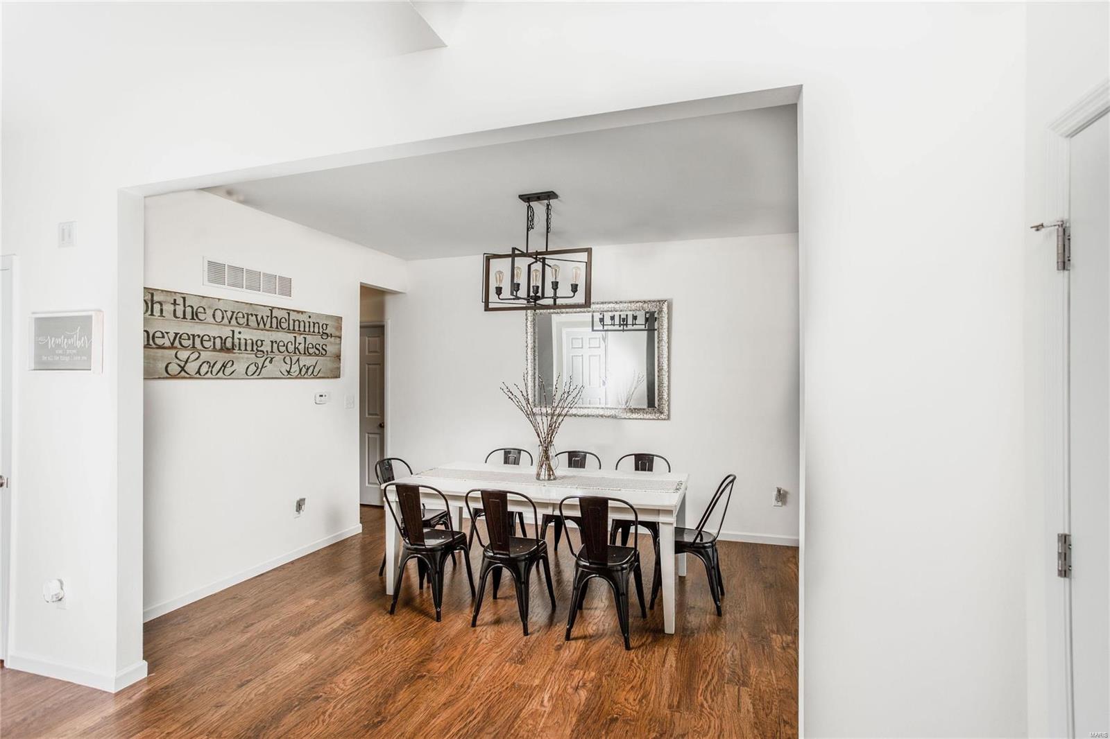 154 Keystone Ridge Drive O'Fallon, MO 63366 - Photo 10 of 37 Gallery Image 10
