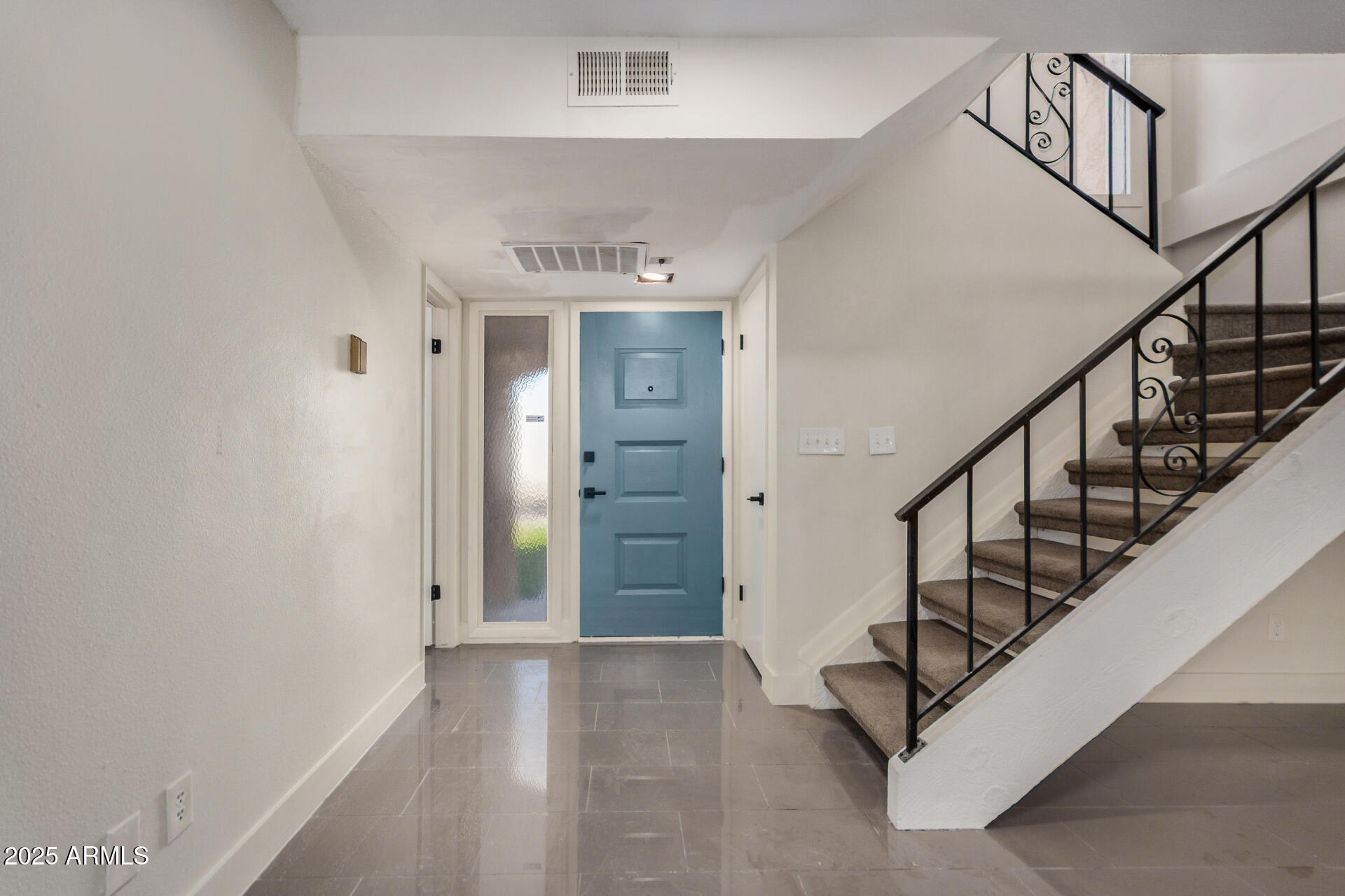 7126 North 19th Avenue, Unit 169 Phoenix, AZ 85021 - Photo 4 of 30 a view of entryway