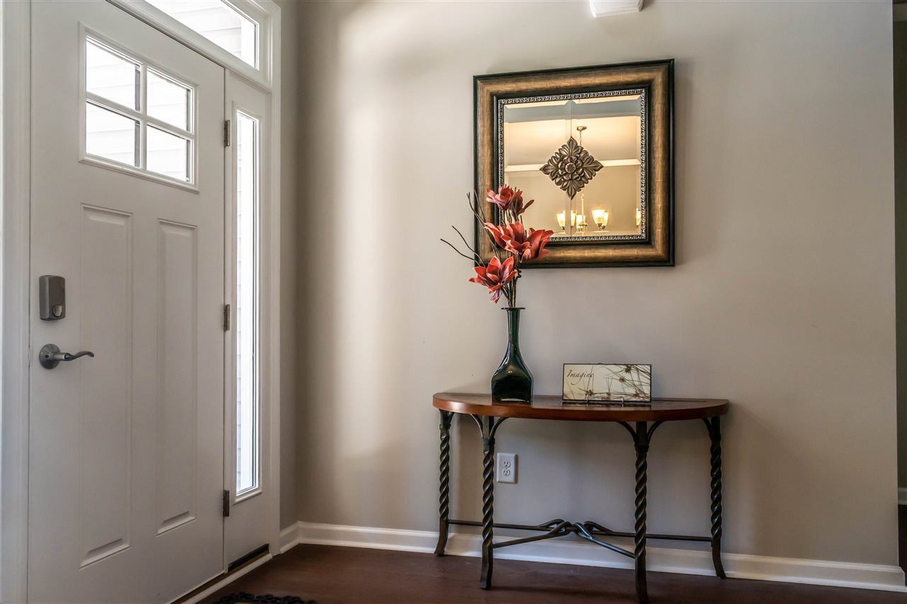 5317 A Fayetteville Road Durham, NC 27713 - Photo 17 of 30 Foyer