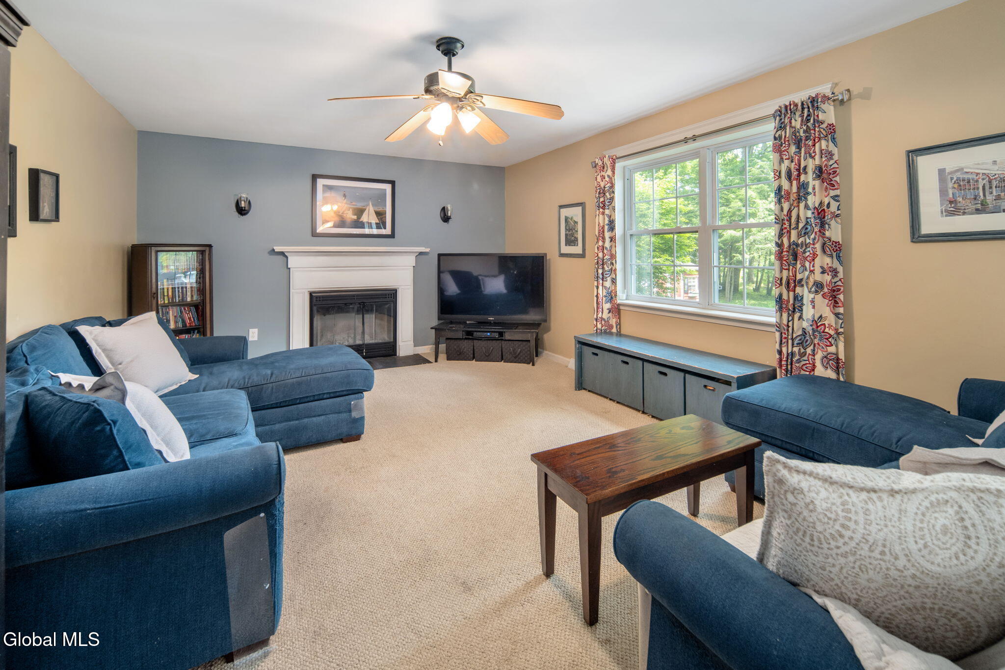 106 Berwick Road Bethlehem, NY 12054 - Photo 13 of 37 21-106BerwickRd_21