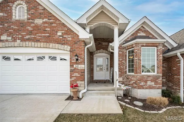 $369,900 | 141 Bogey Boulevard, Arnold, MO 63010