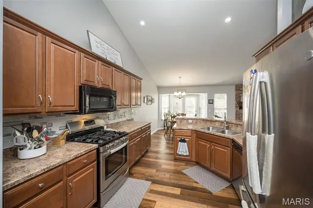 $369,900 | 141 Bogey Boulevard, Arnold, MO 63010