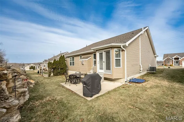 $369,900 | 141 Bogey Boulevard, Arnold, MO 63010