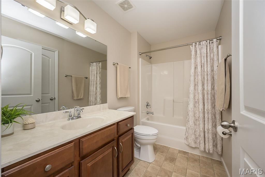 141 Bogey Boulevard Arnold, MO 63010 - Photo 6 of 35