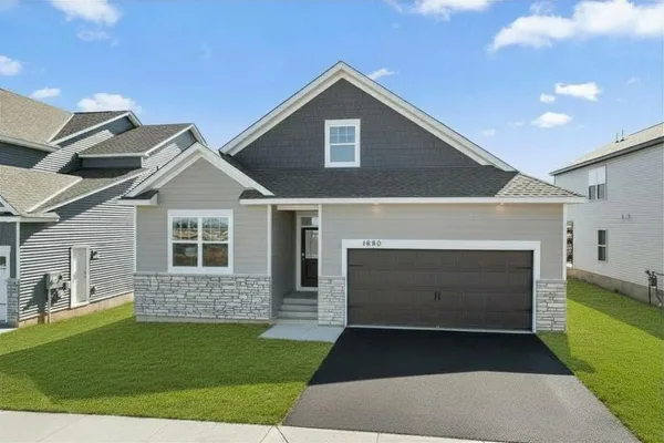 $610,985 | 4985 Blake Way, St. Paul, MN 55129