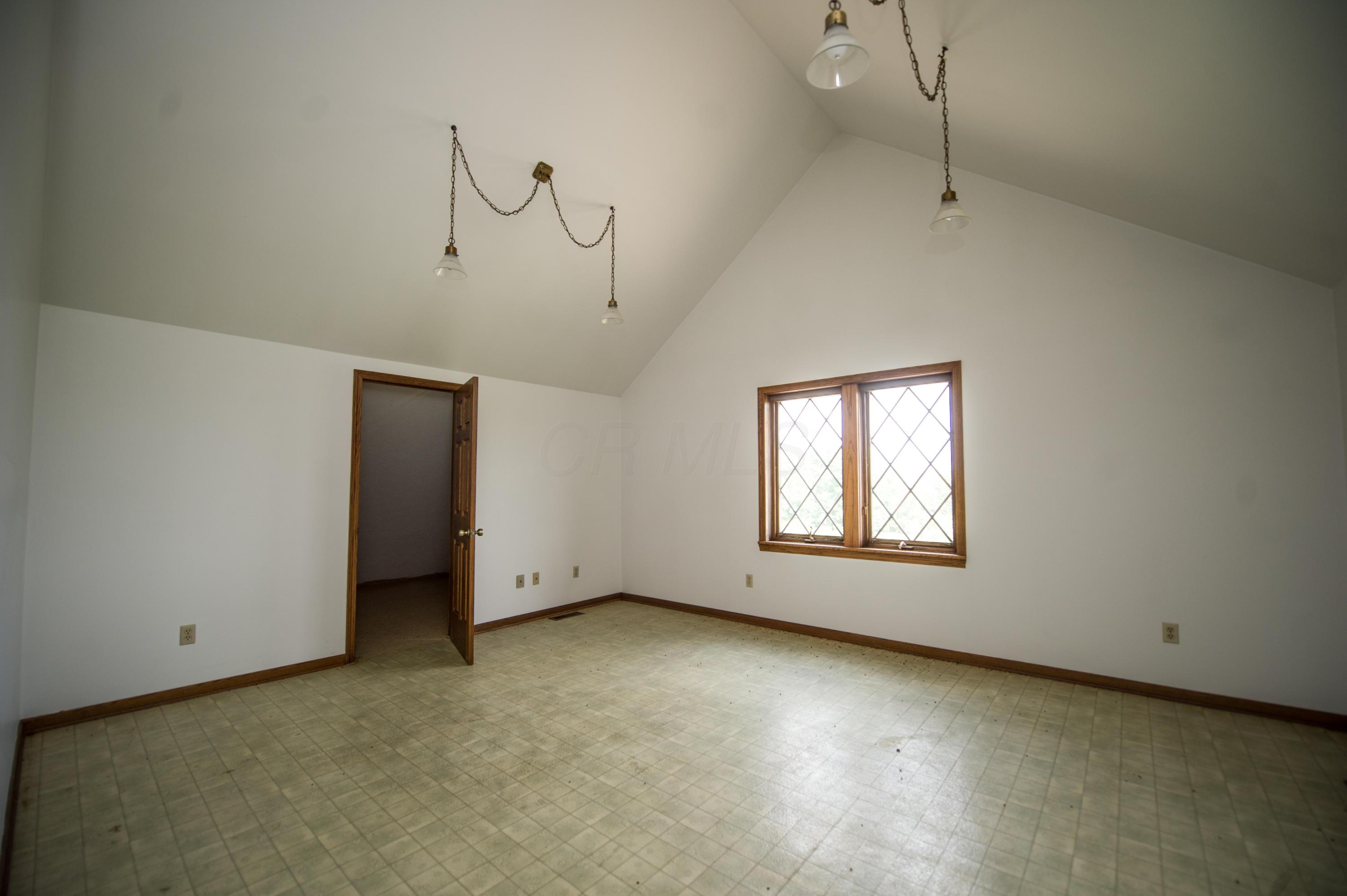 64068 County Home Road Salesville, OH 43778 - Photo 31 of 48