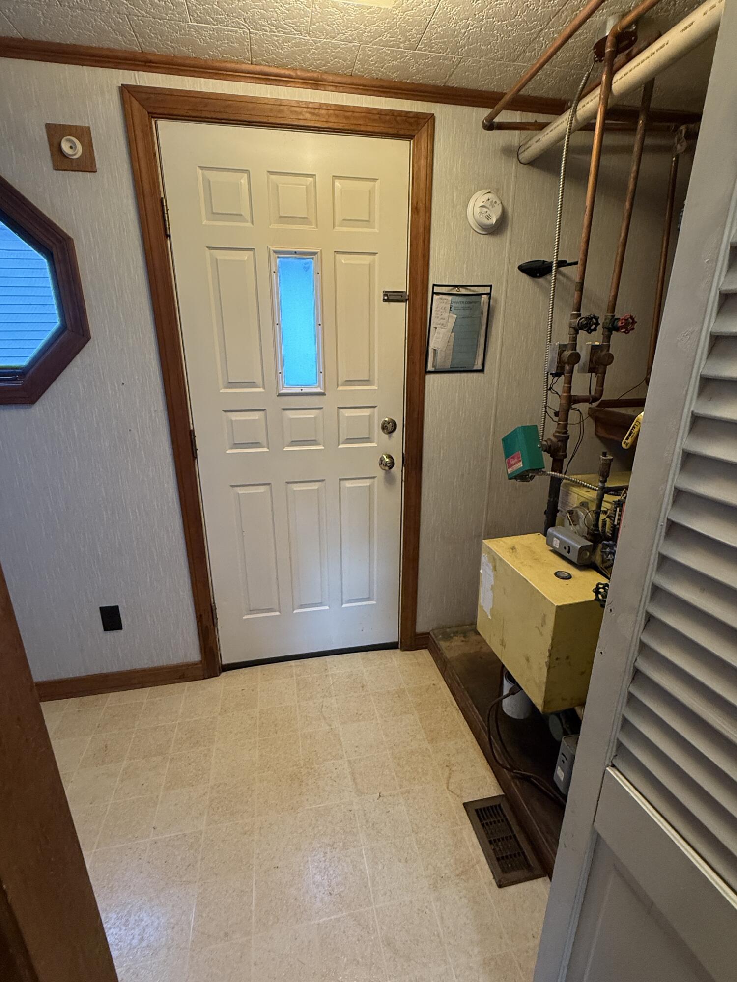 79 Cedar Street Millinocket, ME 04462 - Photo 25 of 39