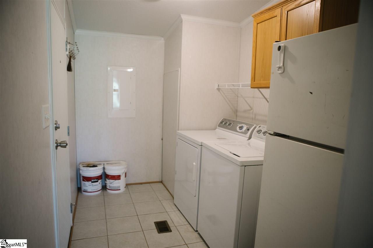 329 Reedy Fork Road Greenville, SC 29605 - Photo 21 of 31