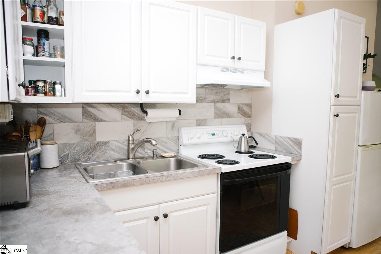 329 Reedy Fork Road Greenville, SC 29605 - Photo 23 of 31