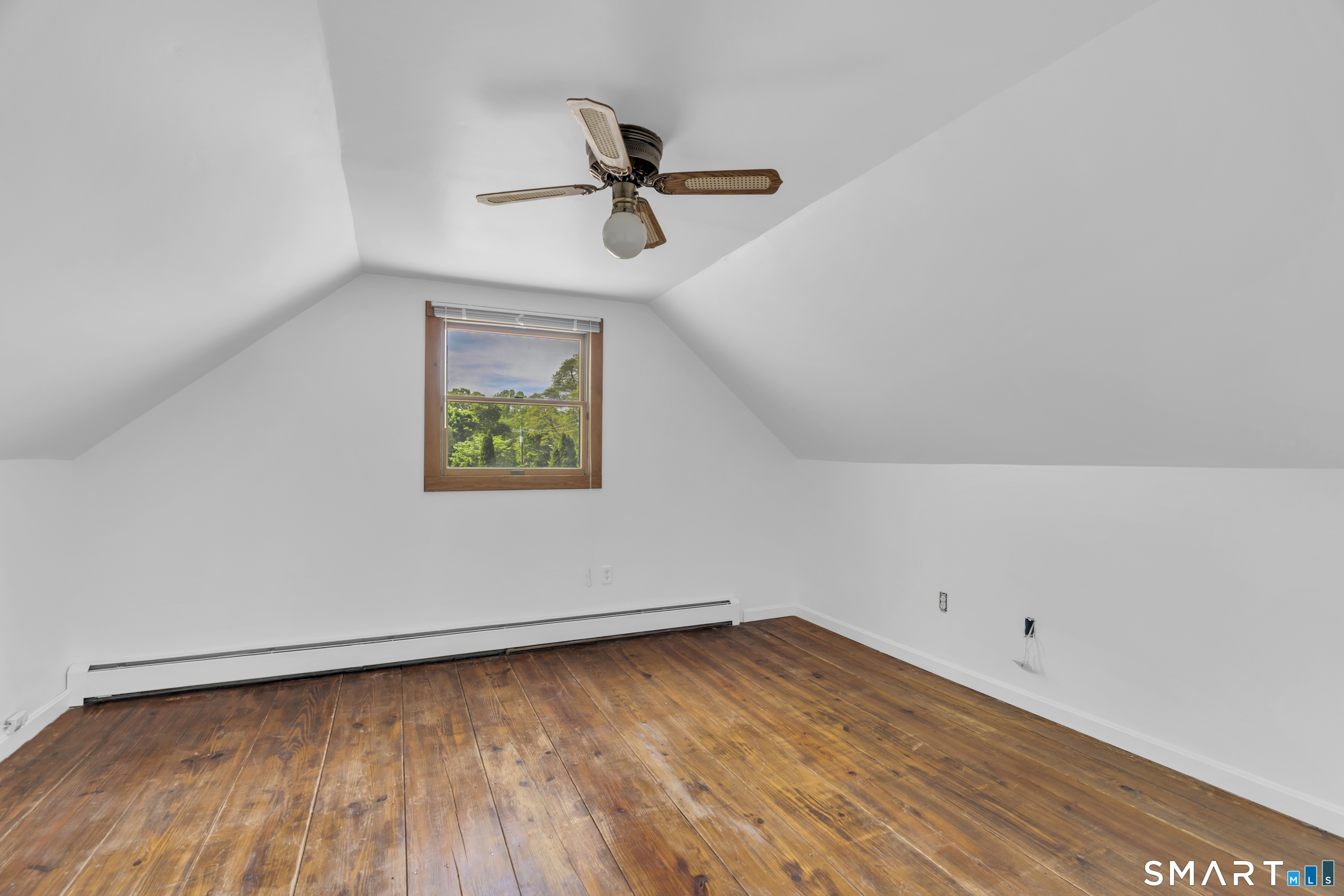 8 Chapel Hill Road Montville, CT 06370 - Photo 16 of 40