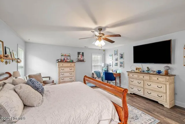 $2,500 | 912 Morganser Drive, Swansboro, NC 28584