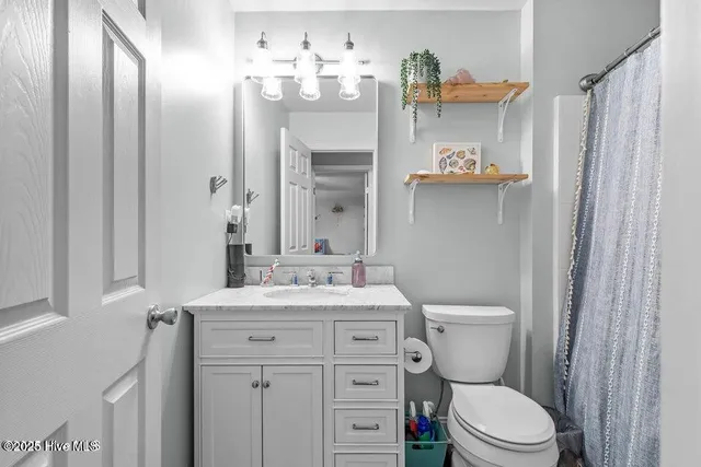 $2,500 | 912 Morganser Drive, Swansboro, NC 28584