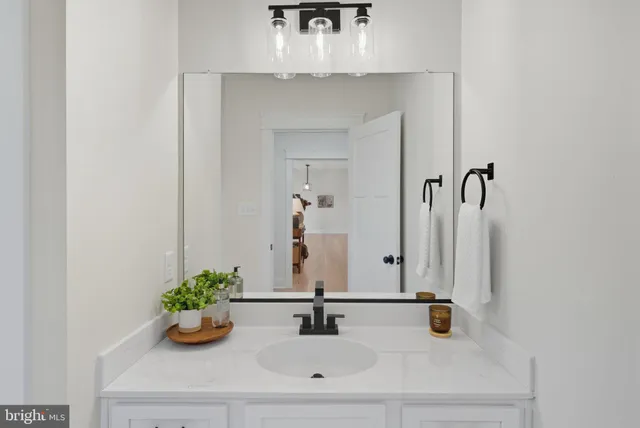 $749,000 | 195 Promise Lane, Bumpass, VA 23024