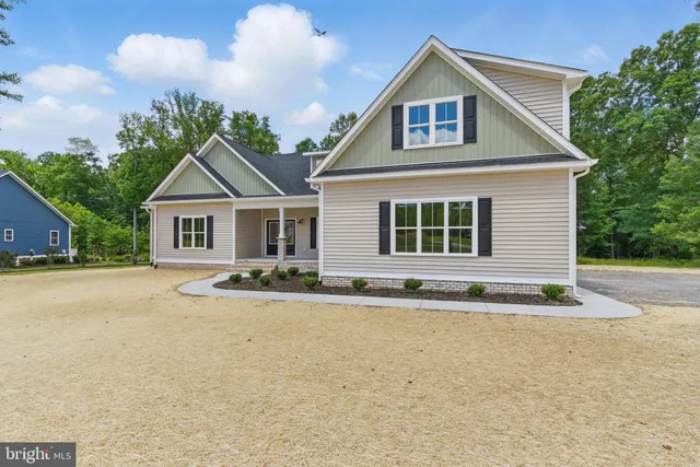 $749,000 | 195 Promise Lane, Bumpass, VA 23024
