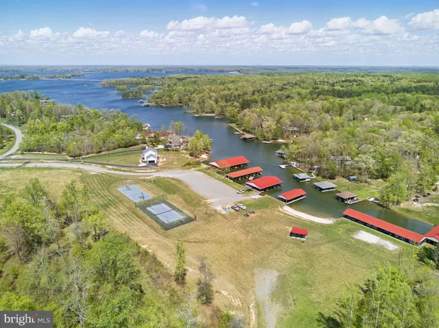 $749,000 | 195 Promise Lane, Bumpass, VA 23024