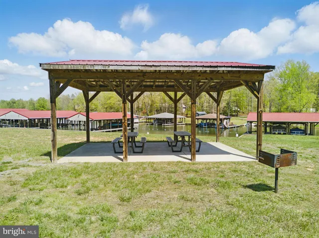 $749,000 | 195 Promise Lane, Bumpass, VA 23024