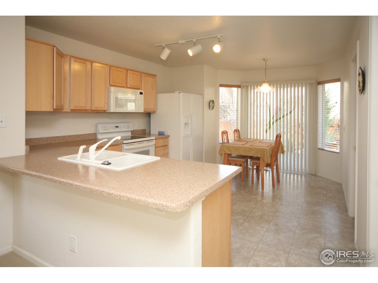 1908 Falcon Ridge Drive Fort Collins, CO 80528 - Photo 3 of 14 Gallery Image 3