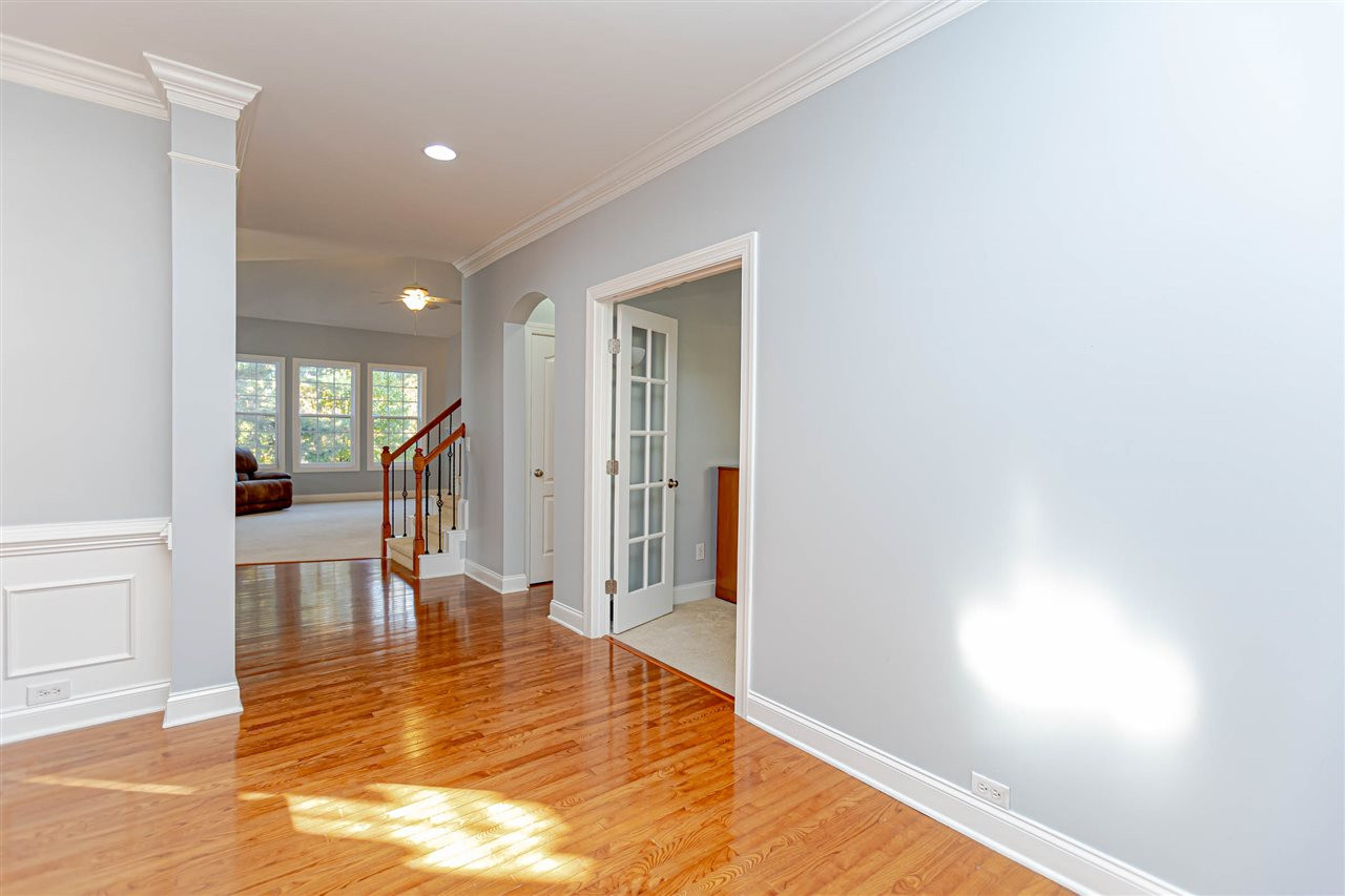 10141 Darling Street Raleigh, NC 27613 - Photo 3 of 30 foyer