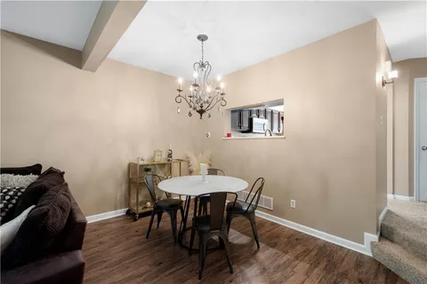 $229,900 | 185 Old Village Lane, Bethel Park, PA 15102