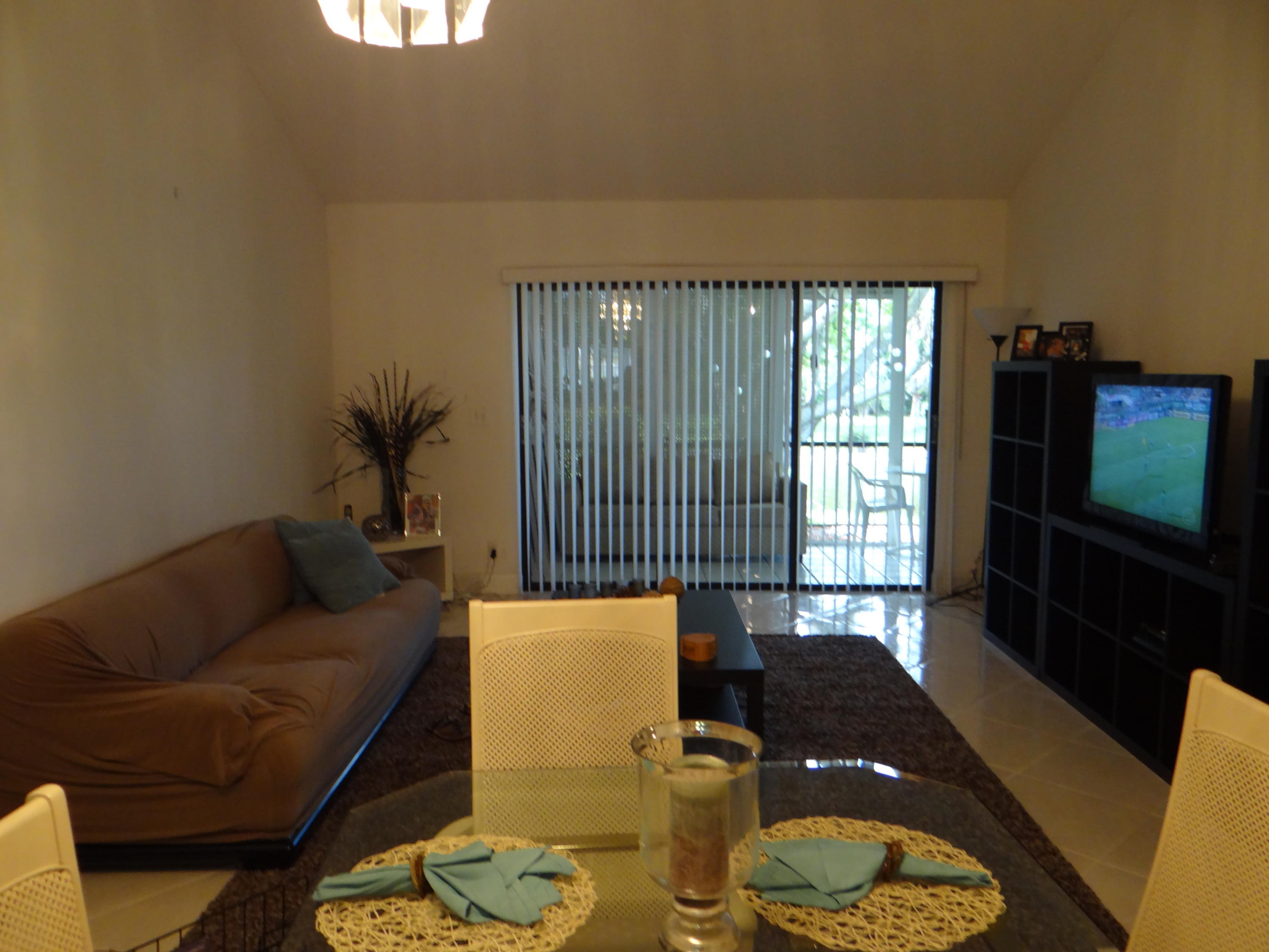 10923 Waterberry Court Boca Raton, FL 33498 - Photo 8 of 23 2015-08-16 17.47.11